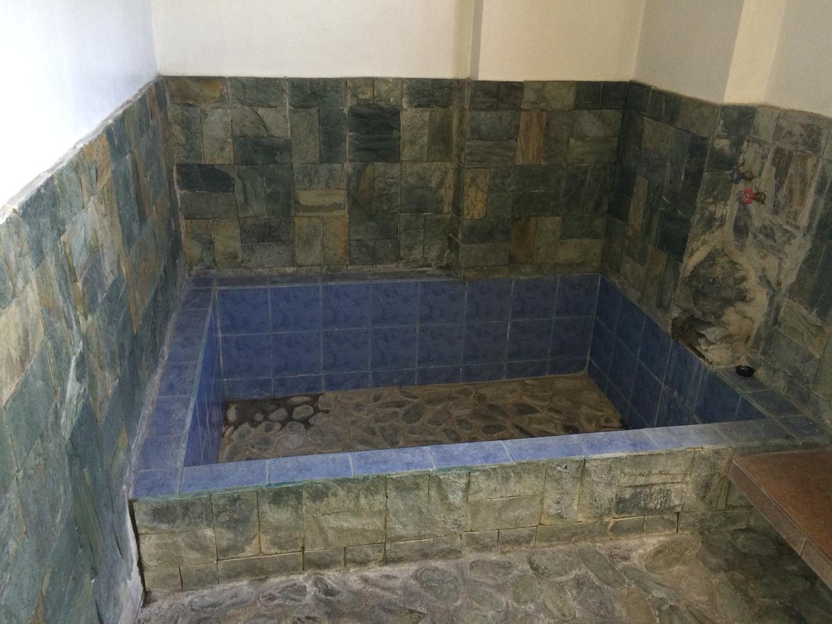 Makiling Onsen Hotel Los Banos  Buitenkant foto